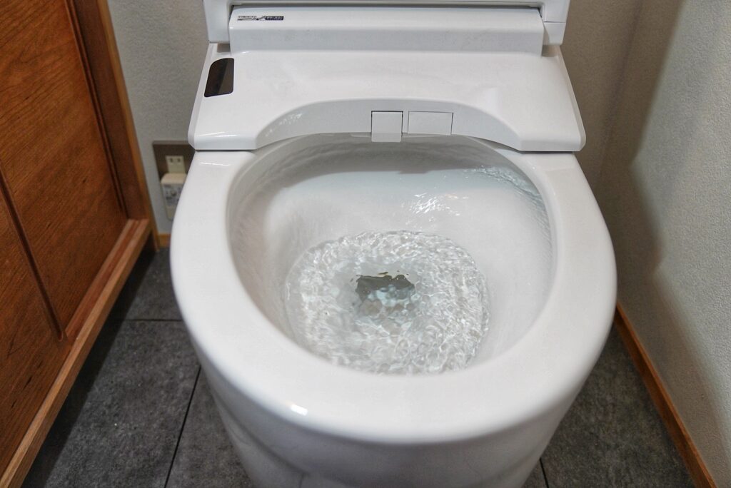 場所ごとのトイレ臭いの原因と対処方法