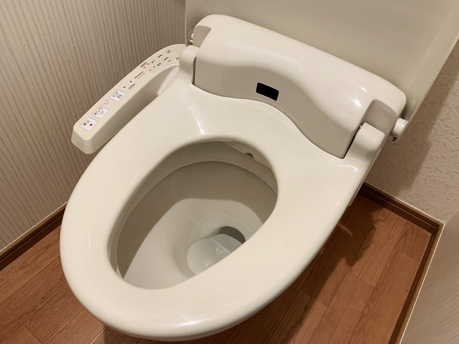 トイレの水位が低い・コポコポ音が鳴るのはなぜ？原因や直し方など