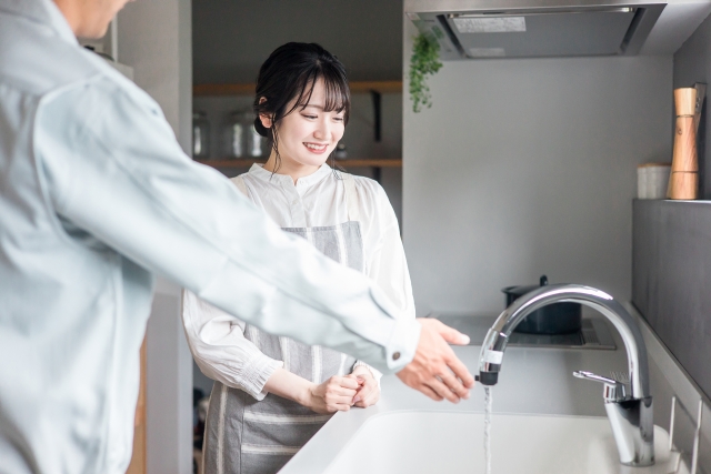 キッチンの原因不明な臭いが取れないときの対処