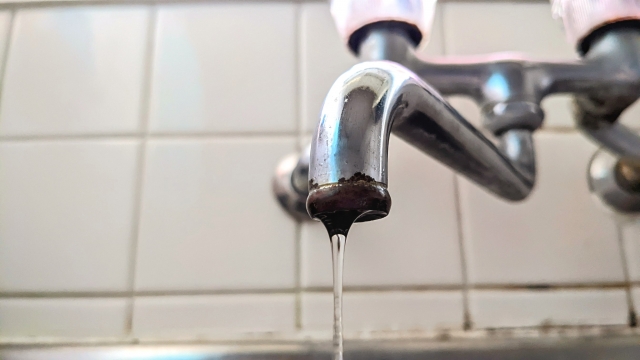 水の出しっぱなしが凍結防止に有効な理由