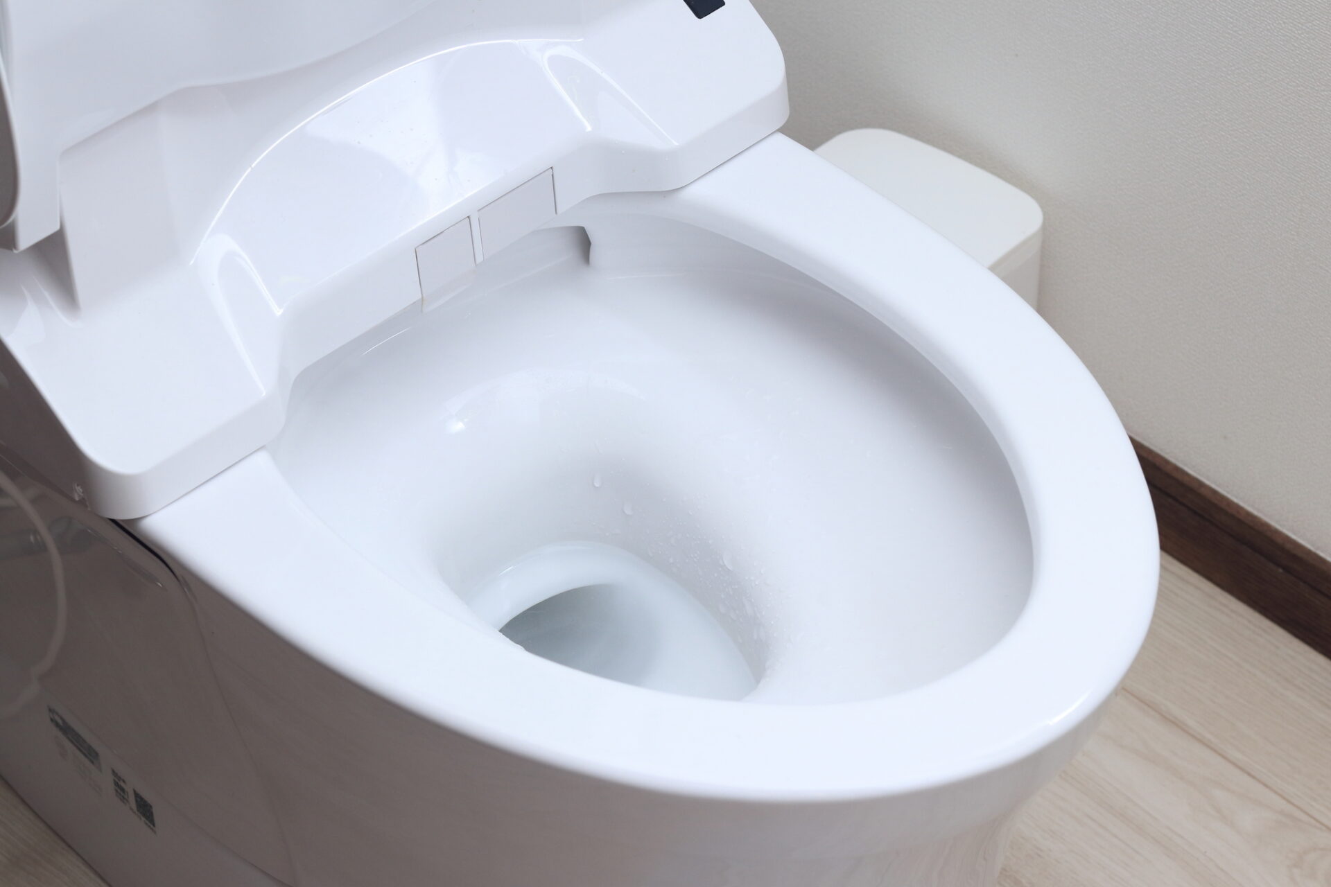 トイレつまりに薬剤を使う際の注意点