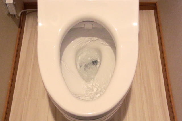 トイレの水を正しく節約する方法