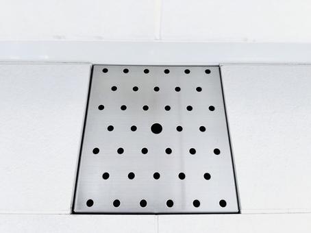 お風呂の排水口ゴミ受けはステンレス製が良い理由